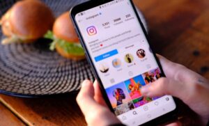 cara-20menghasilkan-20uang-20dari-20instagram.jpg